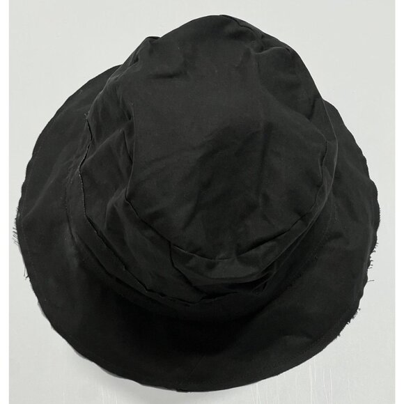 SCHA Walk Time Hat in Black main image 5